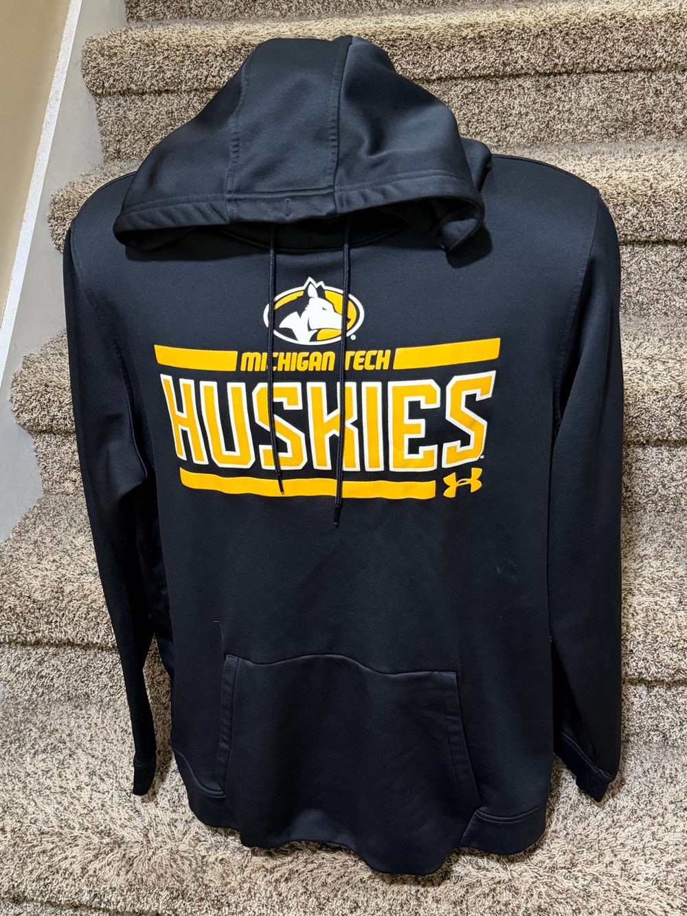 Under Armour Loose Cold Gear *Michigan Tech Huskies* athletic hoodie sweatshirt